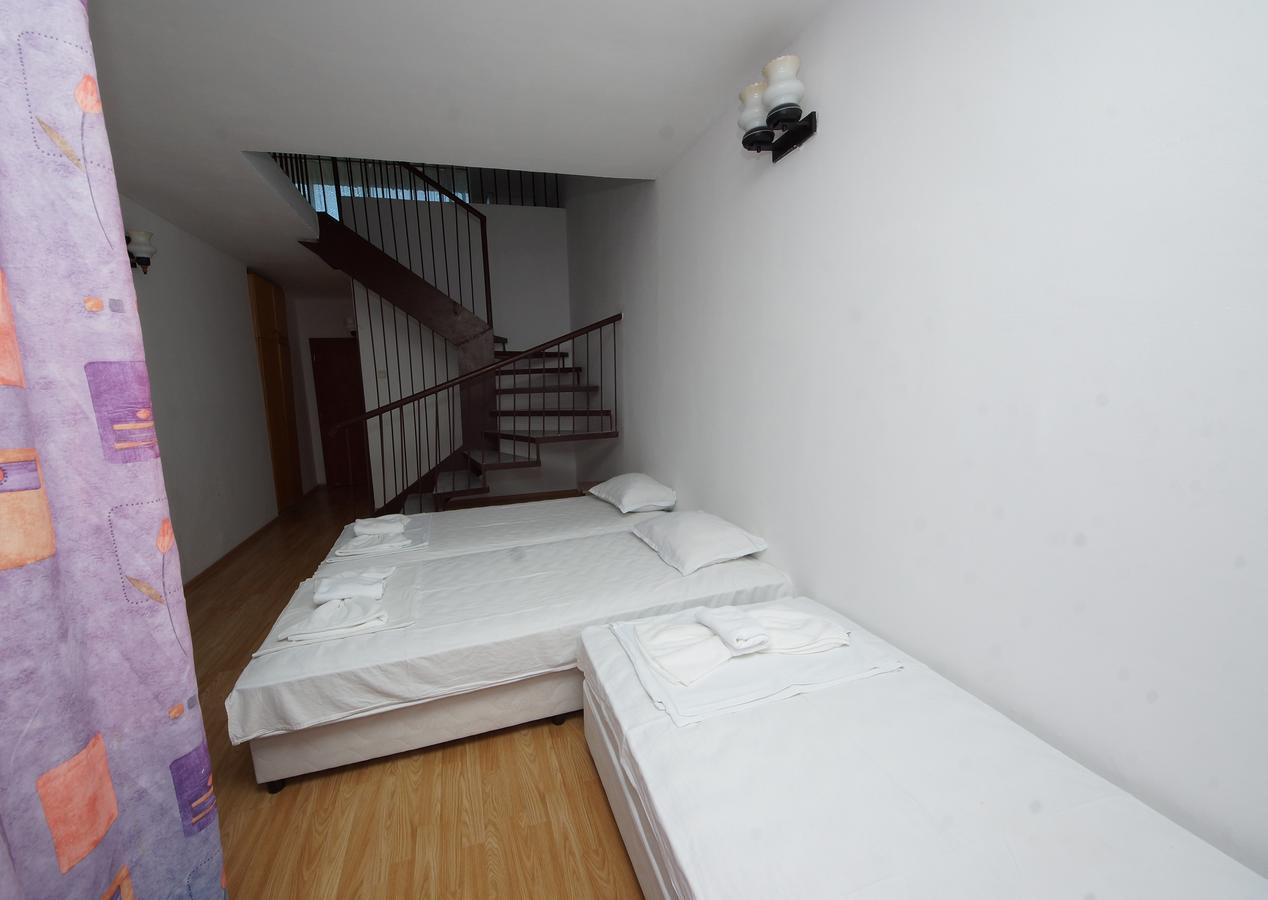 Hotel Neva