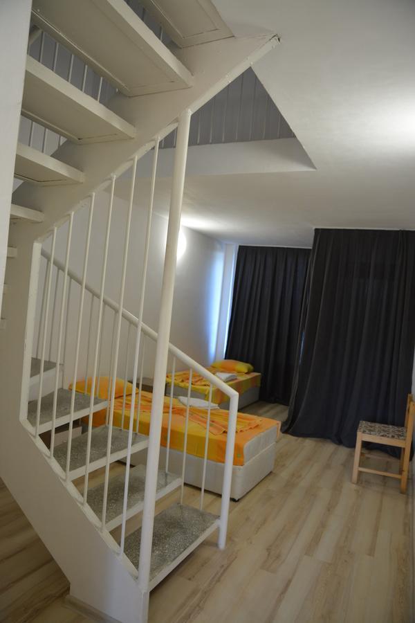 Hotel Neva 2*