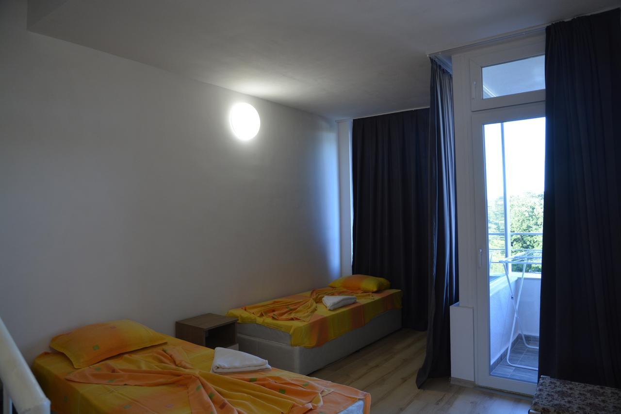 Hotel Neva