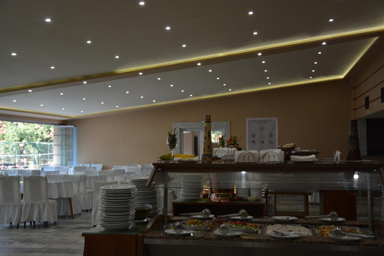 Neva Hotel Kiten (Burgas)