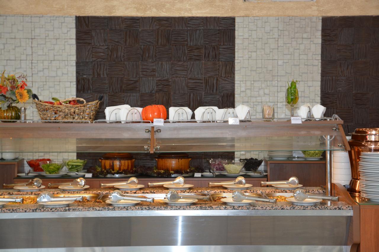 Hotel Neva 2*